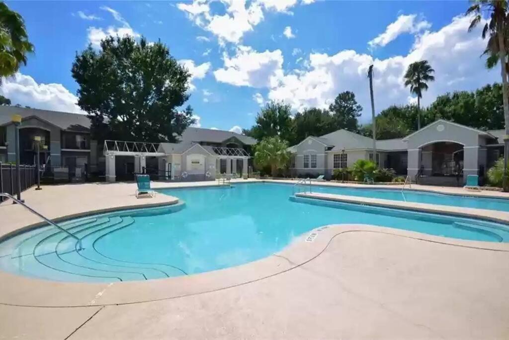 The Botanical Retreat, King Comfort & Poolside Peace Gainesville Exterior photo